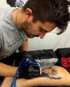 e53e167e-3750-4ca7-a6c6-da98820fece5