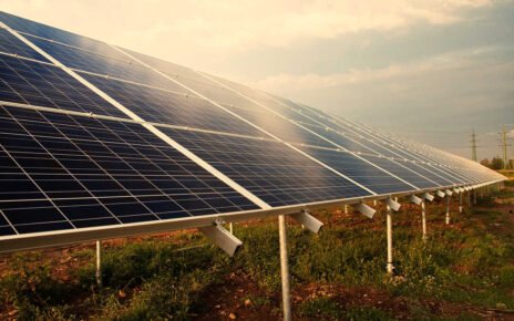 Setor de energia solar pode gerar 300 mil novos empregos no Brasil em 2023