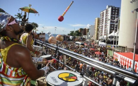 Volta do carnaval deve injetar mais de R$ 8 bi na economia