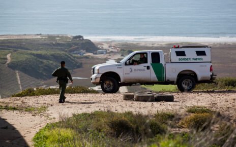 Brasil está no top 15 de detenções na fronteira dos EUA