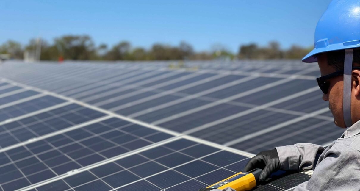 Aquecimento do setor de energia fotovoltaica incentiva novos empreendimentos