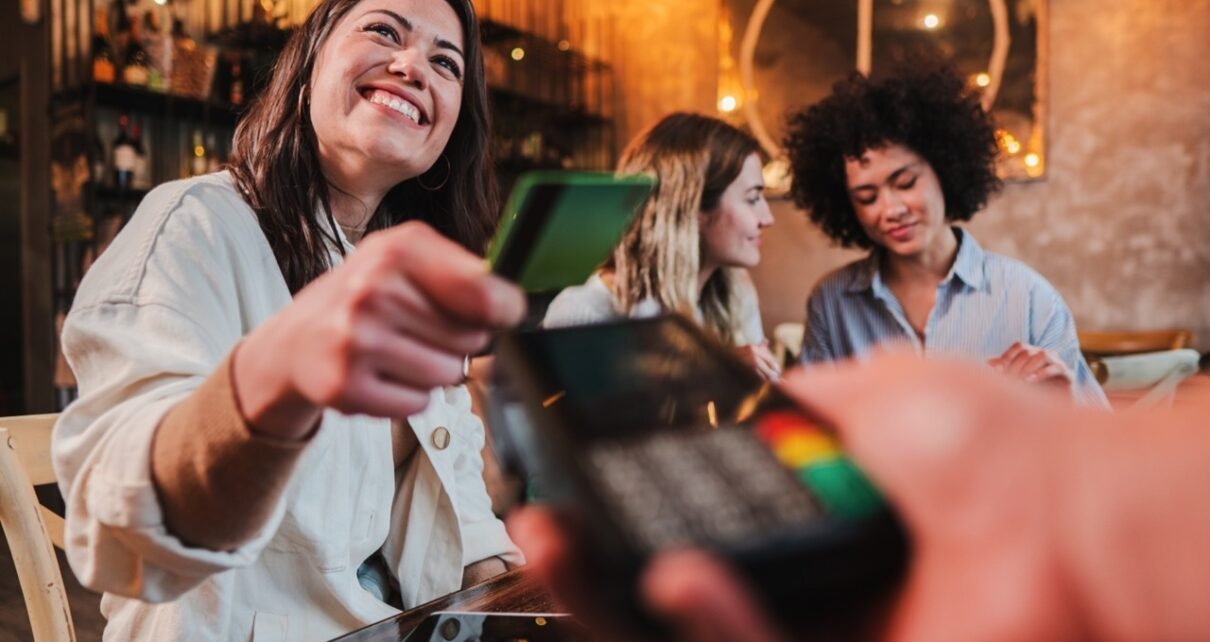 Biz e 99 fecham parceria para benefícios flexíveis