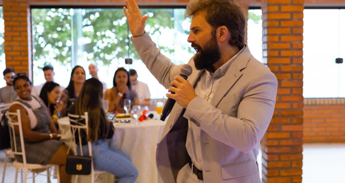 Elements adquire Instituto Line, originando Elements Legacy