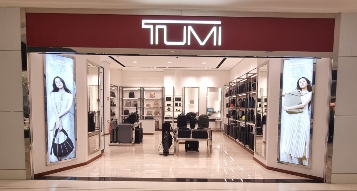 TUMI Travel inaugura duas novas lojas no brasil