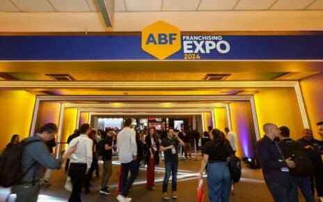 Voarmais.com atrai investidores na ABF Franchising Expo