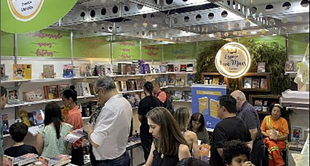 Livro focado em vendas no LinkedIn é lançado na Bienal de SP