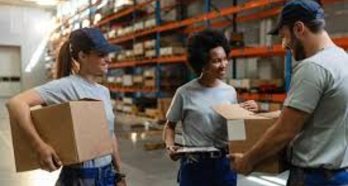 Manpower abre 300 vagas para auxiliar de logística