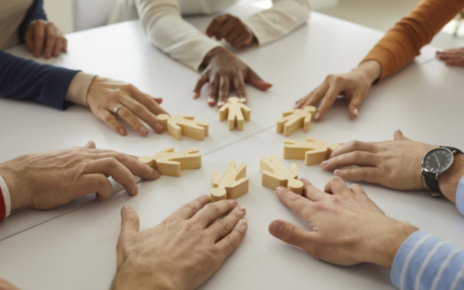 Gestão forte é o alicerce das escolas que mais se destacam