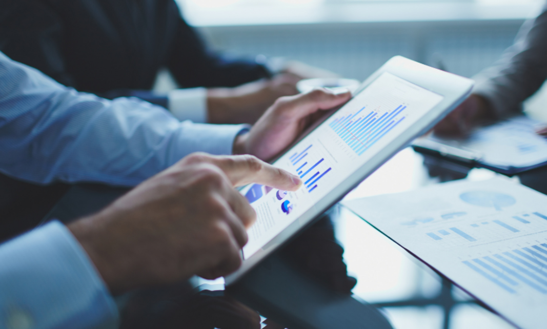 Sicoob UniCentro Br acelera reembolsos em 60 % com Python