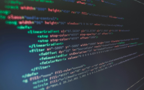 Pesquisa indica que 53% das pessoas usam IA para trabalhar