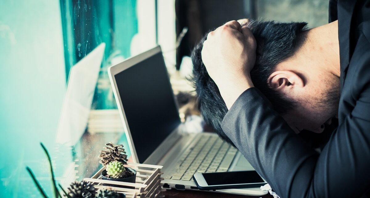 Jovens são os mais afetados pelo estresse no trabalho