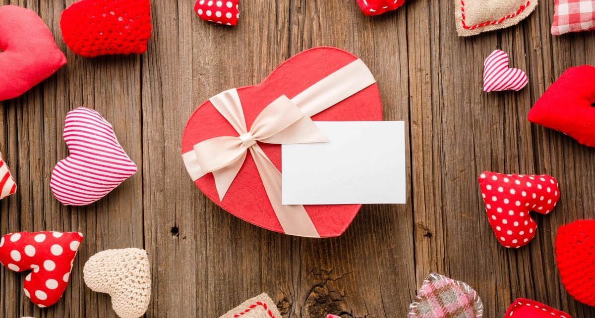 Alta intenção de compra marca o Dia dos Namorados 2025