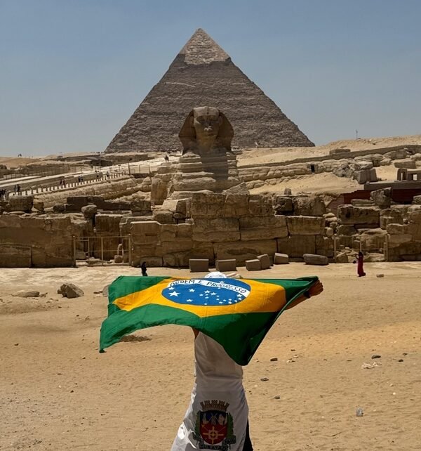 Ultramaratonista conclui 2ª Volta ao Mundo