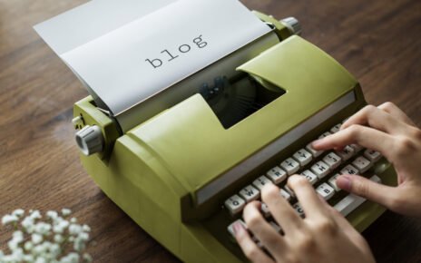 WordPress domina 43% dos sites em 2025 e blogs seguem fortes