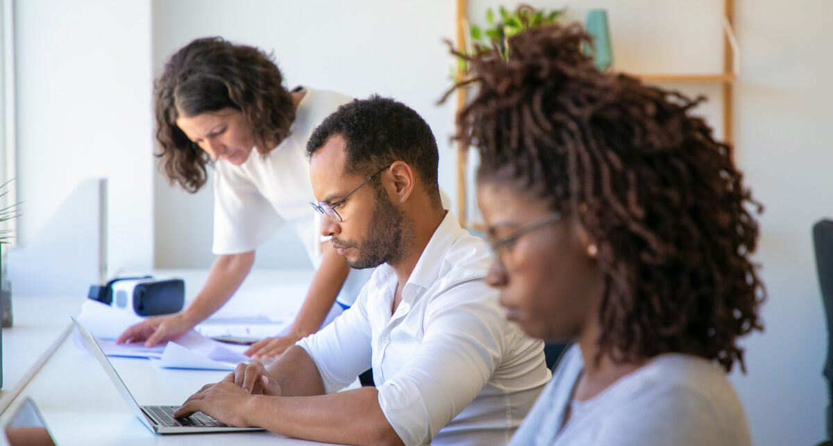 Bom Dia RH discute como a inovação está transformando a educação corporativa