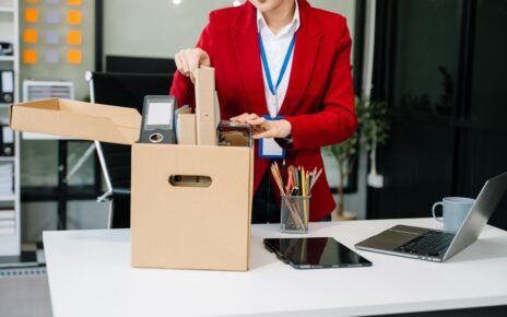 Quase metade dos jovens pensa em trocar de emprego em breve