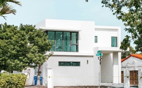 Comprar ou alugar imóveis na Flórida requer cuidados para brasileiros