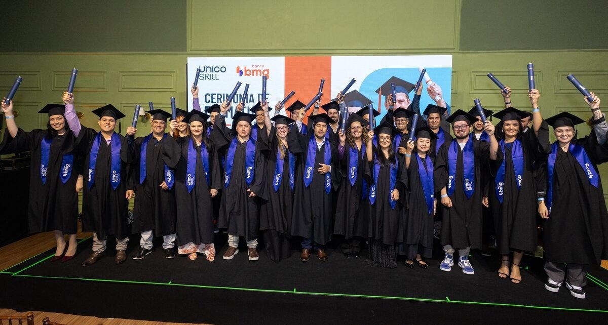 Bmg forma 1ª turma com benefício educação do Unico Skill