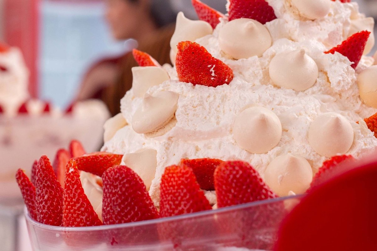 Gastronomia é uma das atrações da Festa de Flores e Morangos