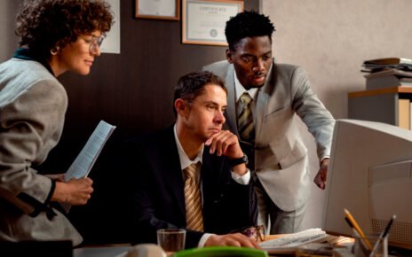 Desafios de gestão marcam início da carreira de advogados