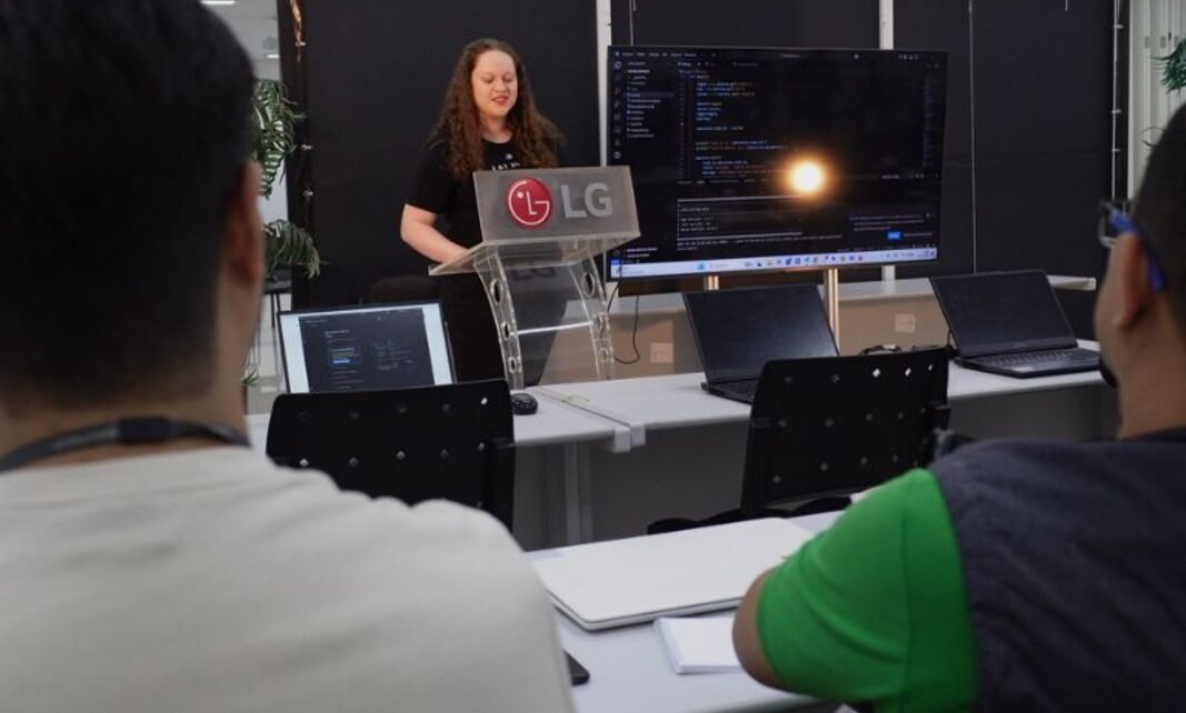 LG forma talentos no AM e economiza 20 mil horas com BotCity