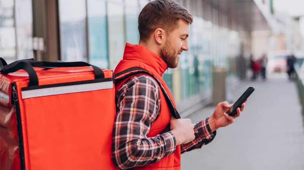 Entrega por aplicativo ganha espaço e movimenta o país