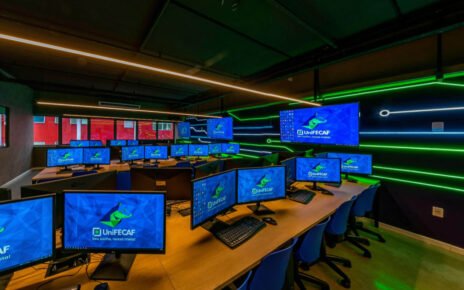 UniFECAF lança pós em Inteligência Artificial aplicada a vendas