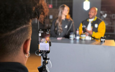 Live commerce ganha espaço na estratégia de grandes empresas