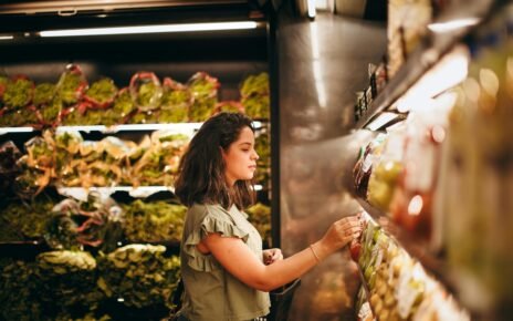 Clientes ainda preferem o varejo físico, diz pesquisa