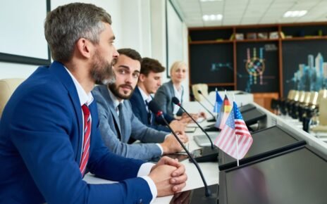 Dólar X real: proteger o patrimônio exige diversificação