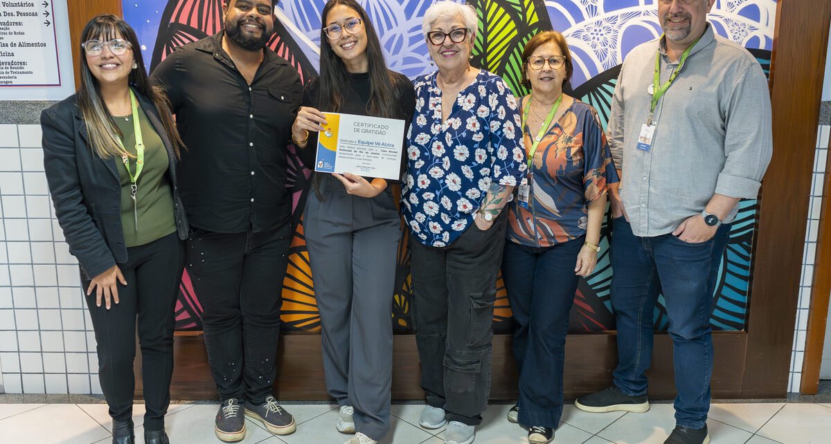 Vó Alzira realiza ação de Dia das Crianças na Casa Ronald