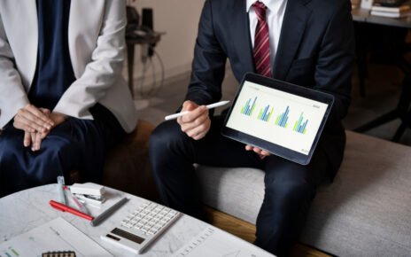 FC Invest auxilia clientes a investir em renda fixa