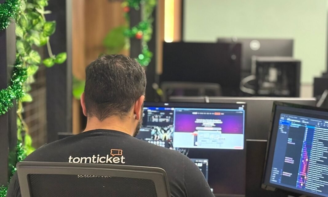 TomTicket avança em tecnologia e projeta crescimento em 2026