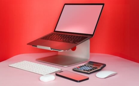 USP abre 25 mil vagas em cursos gratuitos totalmente online