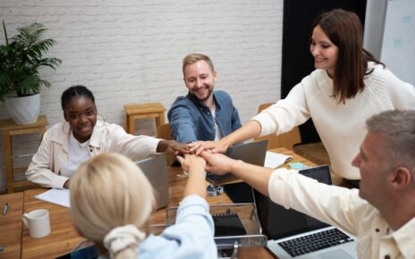 Sobrecarga de comando gera "chefes ausentes" e desafia a cultura organizacional