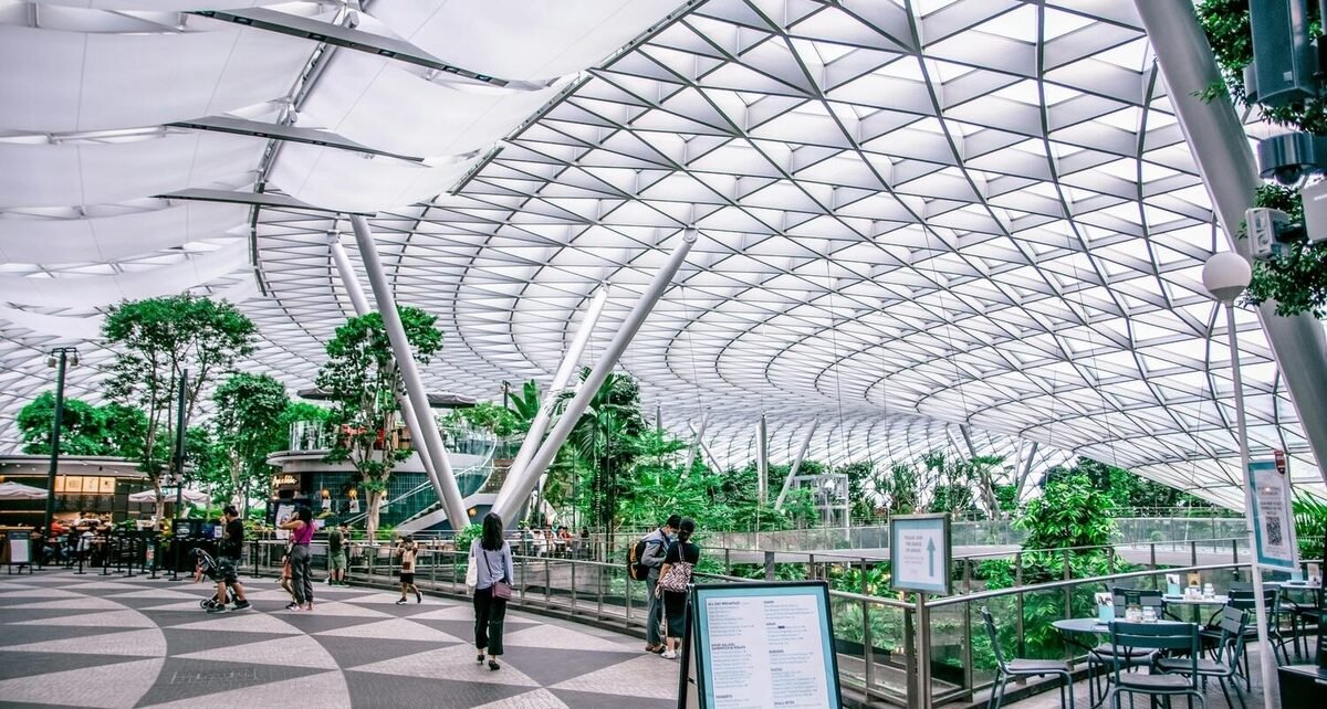 Mercado de strip malls registra expansão no Brasil