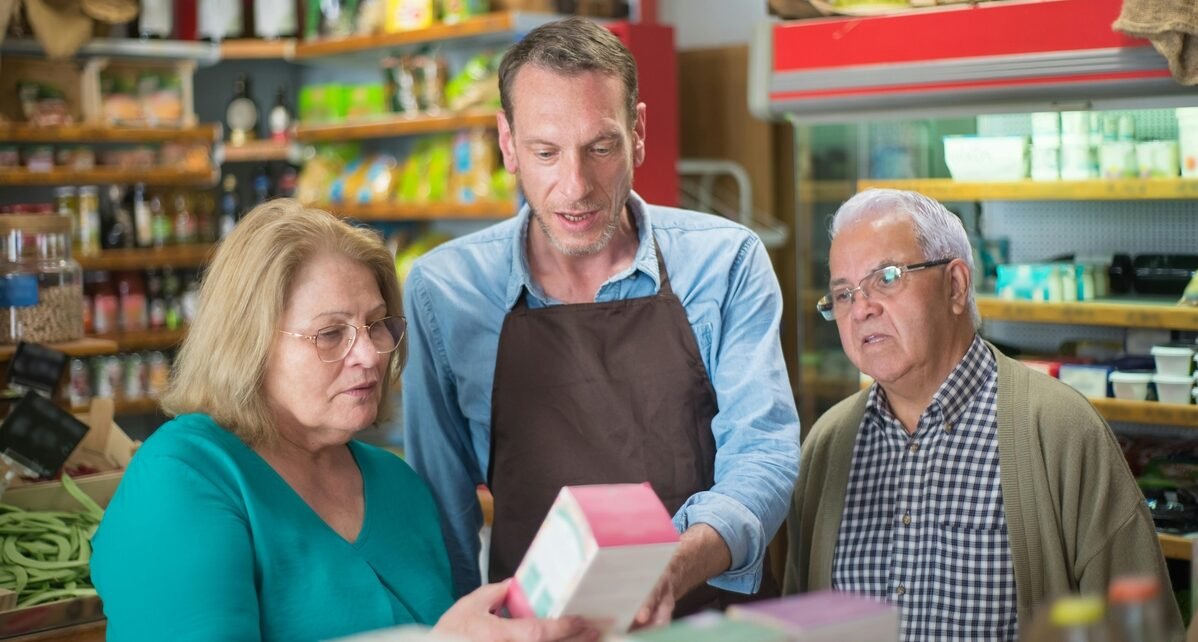Pesquisa indica: 80% das compras ainda vêm de lojas físicas