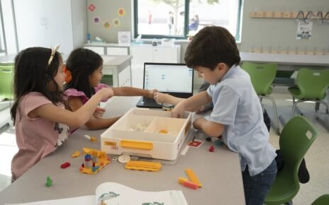 LEGO® Education amplia ensino de computação e IA nas escolas