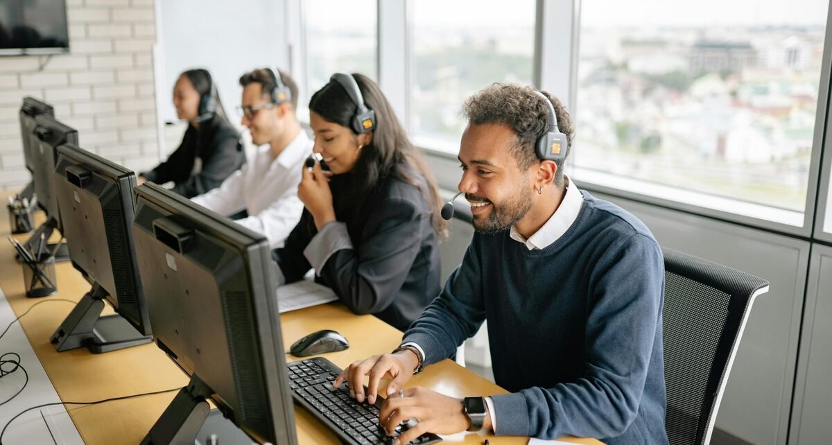 Automação da UiPath agiliza pagamentos logísticos da Suzano