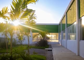 Instituto Conceição Moura entrega nova escola a Belo Jardim
