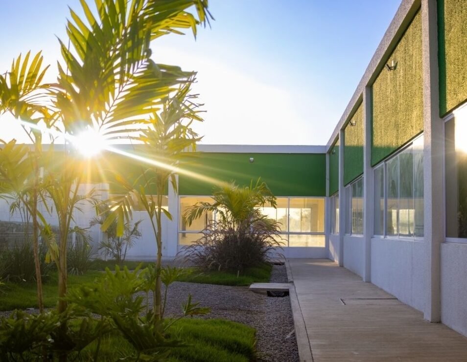 Instituto Conceição Moura entrega nova escola a Belo Jardim