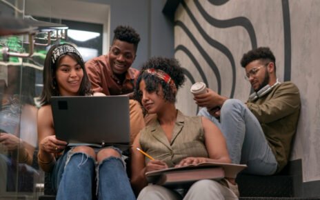 Rede Formação Digital abre vagas com bolsa em São Paulo