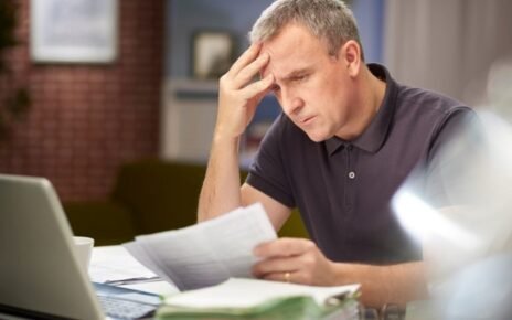 Especialista fala sobre bem-estar financeiro e saúde mental