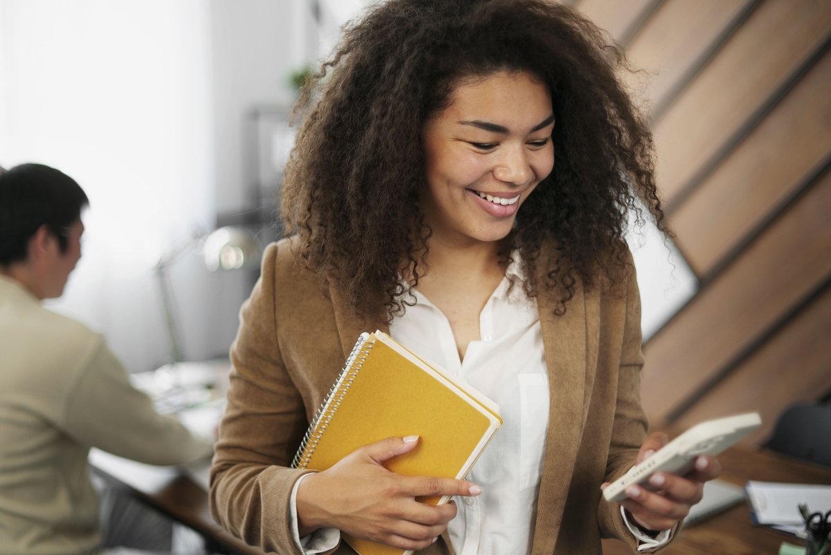 Sintelmark realiza mutirão do emprego para jovem aprendiz