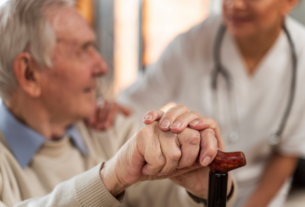 Envelhecimento amplia demanda por geriatria no SUS