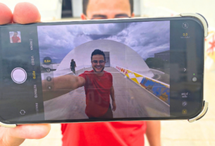 Eldo Gomes reúne jornalismo e influência digital em Brasília